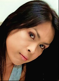 Spy on Thai heshe pumping her love muscle